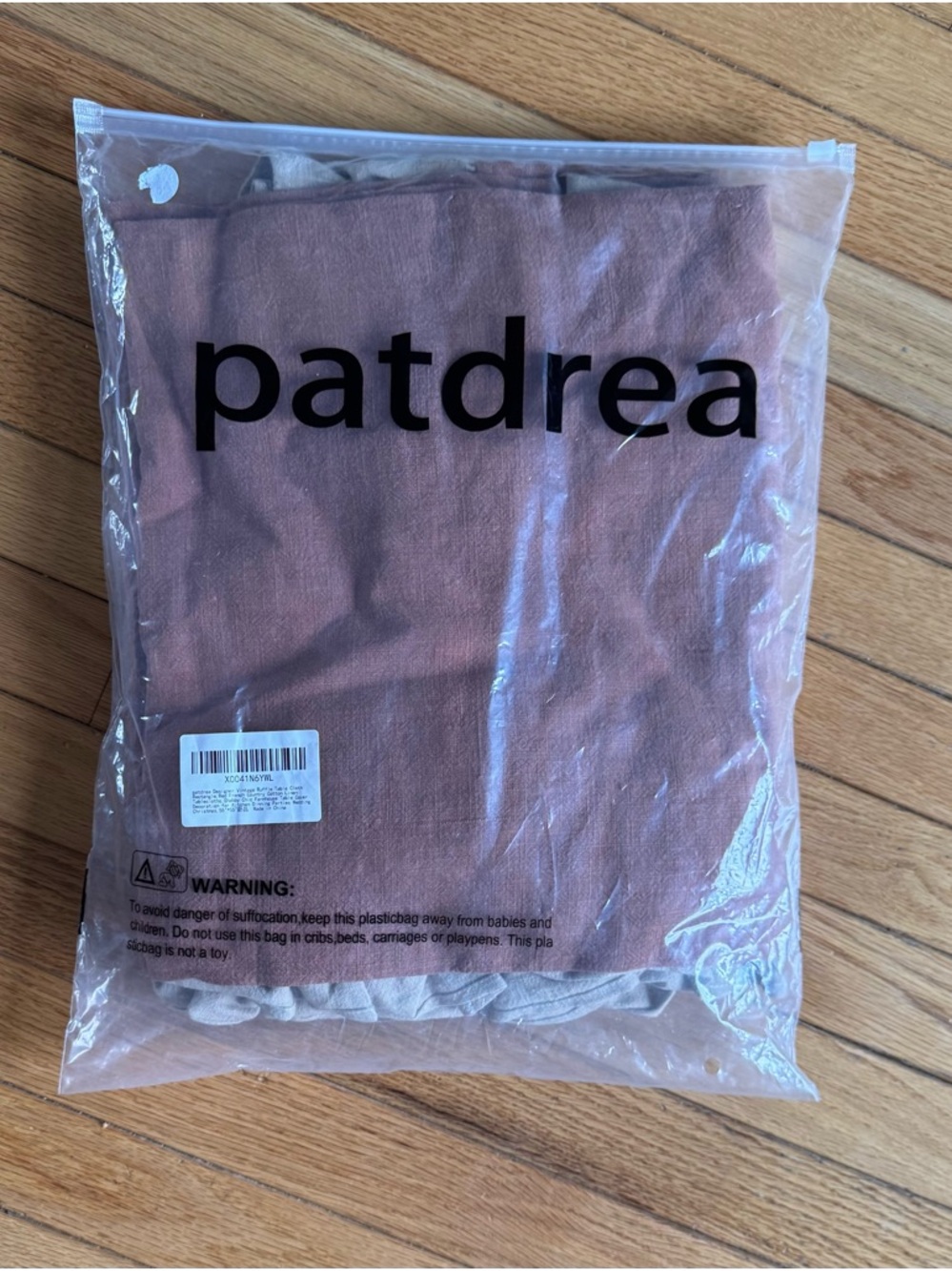 Patdrea Linen Tablecloth in Dusty Rose Mauve